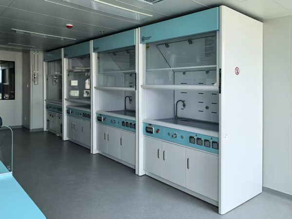 全鋼防爆通風(fēng)柜